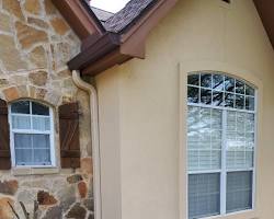 Roof downspouts installation