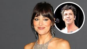 Dakota Johnson ‘Regrets Giving’ Chris Martin ‘So Many Chances’ Amid Romance With Role Model