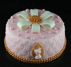 Résultat de recherche d'images pour "happy birthday korean cake"