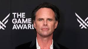 Walton Goggins Responds to Pete Davidson's Fame Warning!
