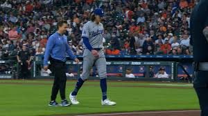 Tyler Glasnow exits game early with injury