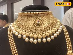 Varanasi Gold Price: सोने में तेजी जारी, फिर हुआ महंगा, चांदी के भाव स्थिर, जानें ताजा रेट