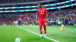 FMF abre investigación por denuncias de racismo contra Helinho