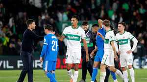 “El momento del Real Madrid pinta muy feo”