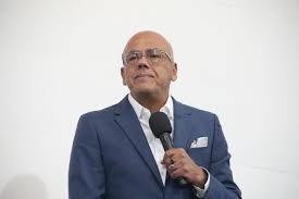 Gladys Requena Deja Cargo en Tribunales en Medio de Rumores de Conspiración - Imagen principal del artículo