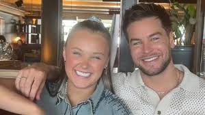 JoJo Siwa and Chris Hughes: Relationship Status and Cozy Photos