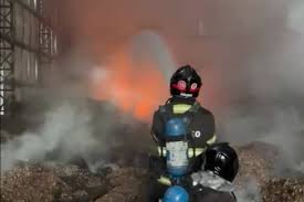 Incêndio em barracão de palha deixa um morto e cinco feridos em Pompeia (SP)