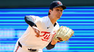 Twins place Abel on IL with elbow inflammation