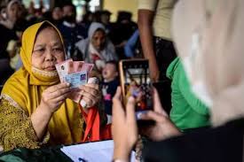 Cek Desil: Membuka Akses Bantuan Sosial bagi Masyarakat yang Membutuhkan