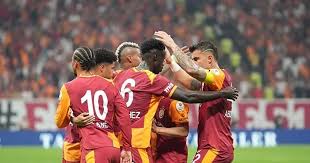 Galatasaray vs Eyüpspor: ¡Debut Estelar y Cambios Clave en el 11!