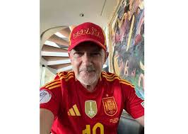 Antonio Banderas celebrates Spain's FIFA World Cup success — A total blast