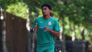 Palmeiras fecha empréstimo de Luighi; veja quanto clube vai faturar e qual será valor em caso de venda