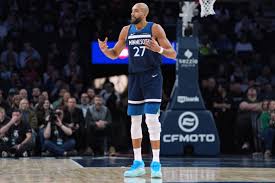 Timberwolves Eye Bulls Guards Amid Bench Woes