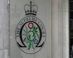 صورة شعار المحكمة العليا البريطانية
