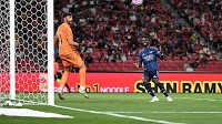 Arsenal vs AC Milan: Latest score, team news and updates