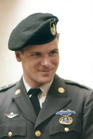 Barry Sadler - celebrities-who-died-young Photo - Celebrities-who-died-young-image-celebrities-who-died-young-36755172-404-600