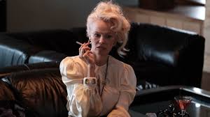 Pamela Anderson Talks 'Rosebush Pruning,' Second Chances & Baywatch