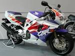 Honda cbr 900 rr fireblade