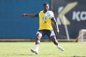 Escalação do Grêmio: Amuzu volta a ficar à disposição na Sul-Americana