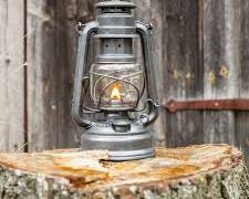 Image of kerosene lantern