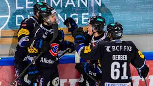 Fribourg-Gottéron and qualifying winners Davos advance to the playoff final
