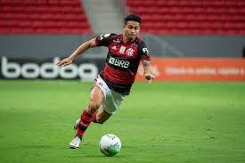 Atlético de Madrid abre negociações por ex-Flamengo para reforçar meio-campo