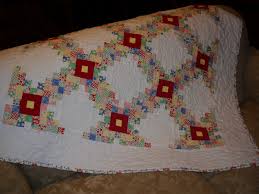 Résultat de recherche d'images pour "scrappy irish chain quilt pattern"