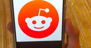 Is Reddit down right now? Thousands of users folk to DownDetector amid outage reports