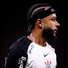 Imprensa europeia vê 'constrangimento' em fim de Memphis no Corinthians