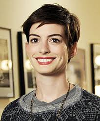 &#39;Saturday Night Live&#39;: Anne Hathaway does &#39;Homeland&#39; and Kat. - anne-hathaway-saturday-night-live-nov-10