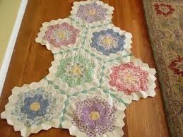 Résultat de recherche d'images pour "grandmothers flower garden quilt"
