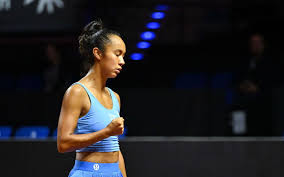 WTA : la Québécoise Leylah Annie Fernandez défait Iva Jovic et passe au 4e tour à Madrid