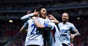 Cruz Azul vs Juárez: Minuto a Minuto y Playera Azteca Exclusiva - Imagen principal del artículo