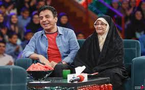 عمو پورنگ عزادار مادرش شد