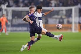 Laborda scores goal in 82nd minute for Whitecaps in 1-1 tie with Galaxy