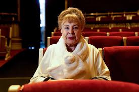 Gemma Cuervo: La legendaria actriz y figura del teatro que dejó una huella en el cine y el escenario