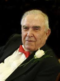 Carl Morris Whitaker, of Cave City, Ky., age 86, died on January 13th, 2011 at T. J. Samson Hospital. He was preceded in death by his parents, Jesse Barlow ... - carl_whitaker
