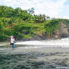 Hasil gambar untuk pantai watu bale