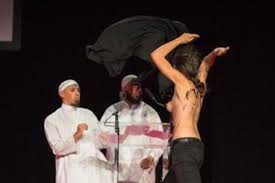 Résultat de recherche d'images pour "caricatures seins nues des musulmanes"