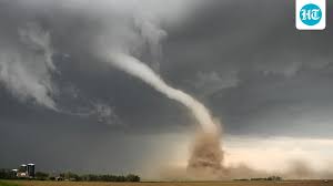 Saint Paris, Ohio tornado update: Twister reportedly on ground amid fears in Piqua, Troy, Sidney; scary visuals seen | Hindustan Times