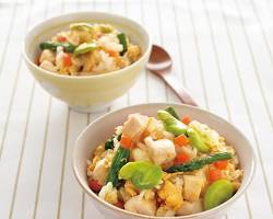 彩り野菜の混ぜご飯の画像