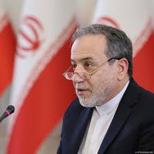 عراقچی: برای توافق باید گزینه نظامی کنار گذاشته شود