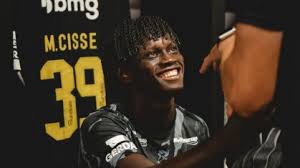 Atlético-MG faz "força-tarefa" para Cissé durante longos jejuns do Ramadã