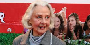 Die Schauspielerin Doris Schade ist tot. Sie starb am Montag im Alter von 88 ...