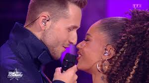 Star Academy 2025: Duo Explosif et Nouveaux Rapprochements au Château!