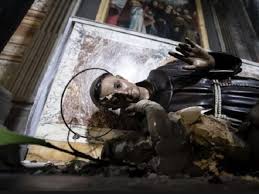 Résultat de recherche d'images pour "pope would you kiss the feet of rape victims"