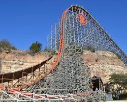 Immagine di Iron Rattler roller coaster, Six Flags Fiesta Texas