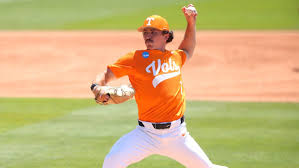 #20/23 Vols Fall to East Carolina in 14-Inning Marathon to Open Regional Play
