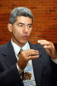Brasília - Carlos Gurgel, coordenador PIBIC/UnB, dá palestra no X Congresso de Iniciação Científica da UNB. Foto: José Cruz/Abr. download: 417d626406c28 - 417d626406c28