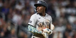 It must be the ... pants? Chisholm borrows Stanton's, busts out of slump